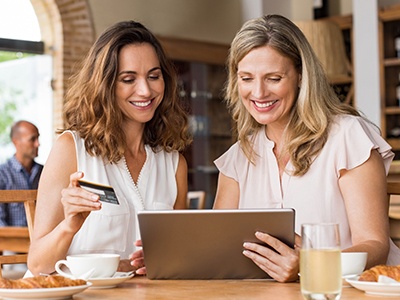 online-shopping-coffeehouse.jpg online-shopping-coffeehouse.jpg